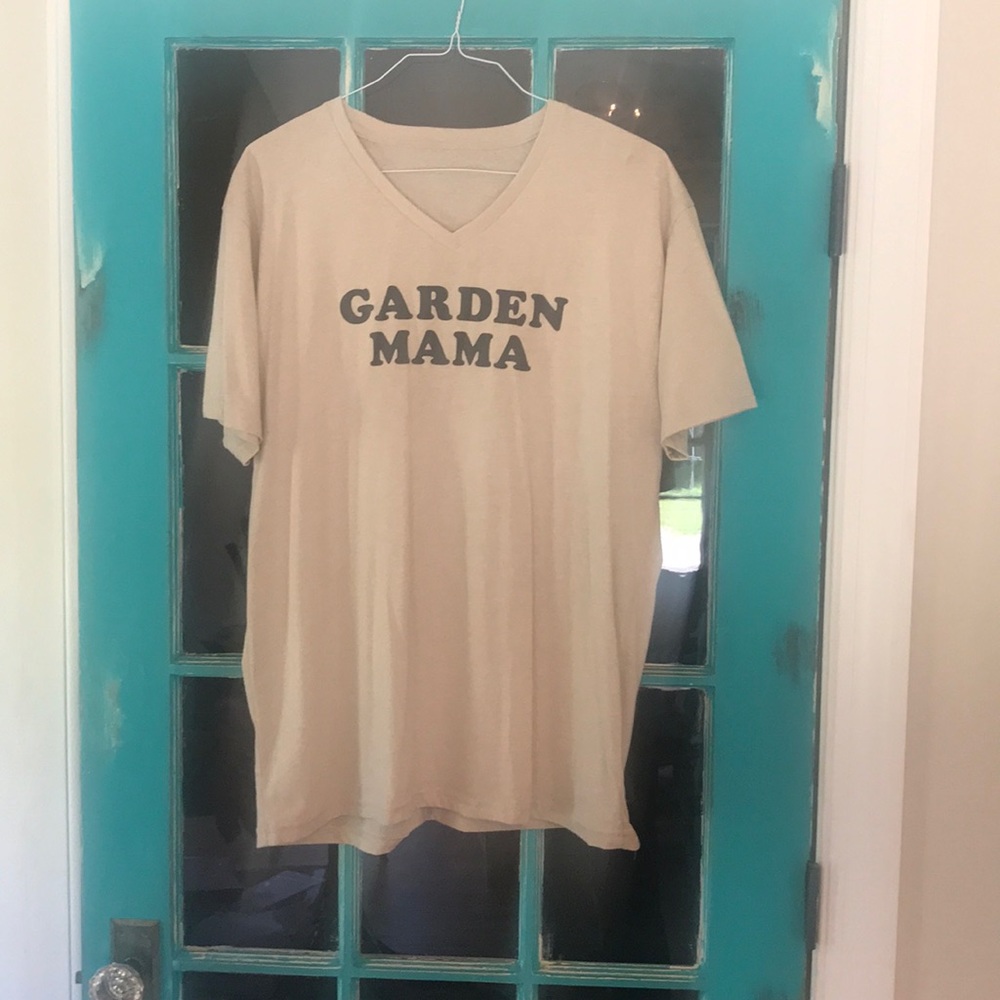 Lounging tee